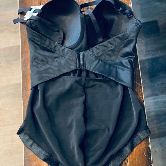 Maidenform Women's Body Shaper With Built-In Bra & Anti-Static Shapewear - Picture 3 of 11